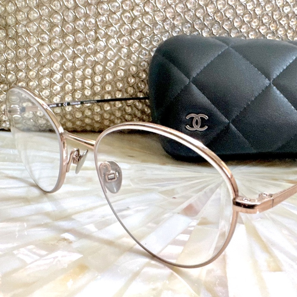 CHANEL light gold frames with case